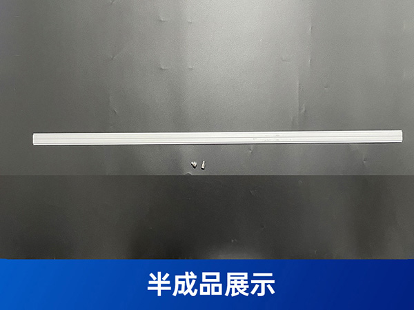 門窗鋁傳動桿沖孔裝鉚釘生產線